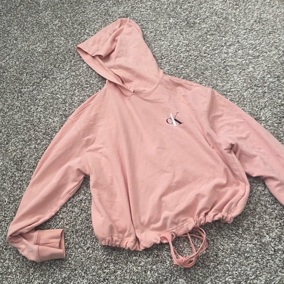 Calvin Klein crop hoodie size M - Picture 2 of 2